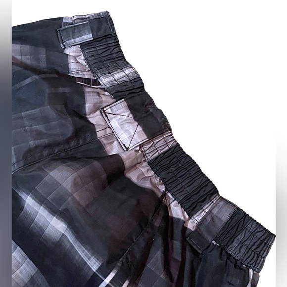 ZeroXposur Snowboard Ski Pants Youth Medium 10-12 Black Grey Winter Warm EUC - Picture 7 of 9
